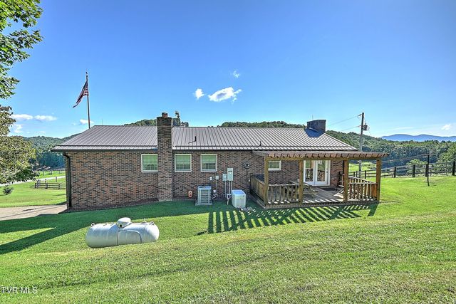 1964 Hill Station Alley Road, Gate City, VA 24251