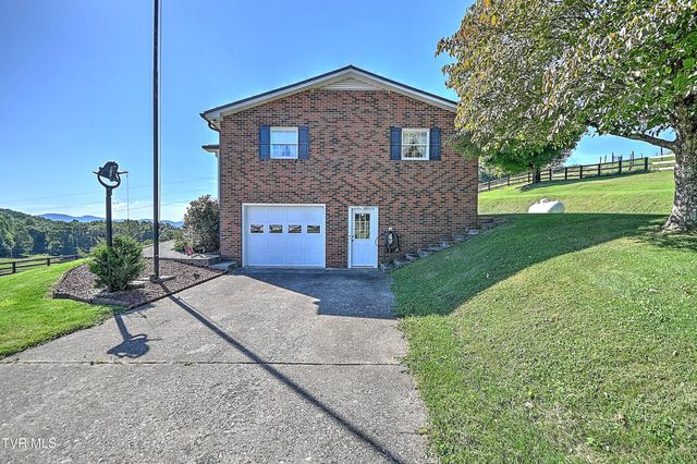 1964 Hill Station Alley Road, Gate City, VA 24251