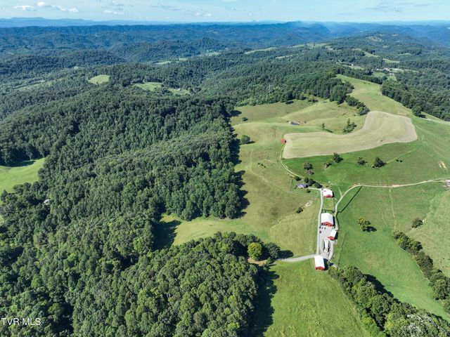 1964 Hill Station Alley Road, Gate City, VA 24251