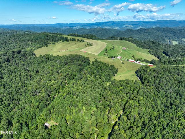 1964 Hill Station Alley Road, Gate City, VA 24251