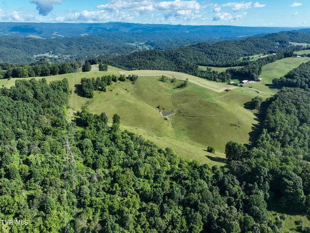 1964 Hill Station Alley Road, Gate City, VA 24251