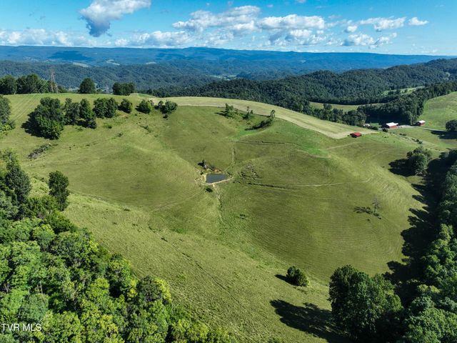 1964 Hill Station Alley Road, Gate City, VA 24251