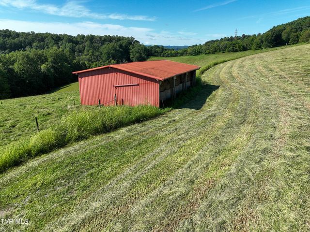 1964 Hill Station Alley Road, Gate City, VA 24251