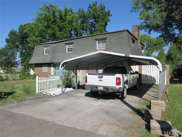 411 Elm Drive, East St Louis, IL 62203