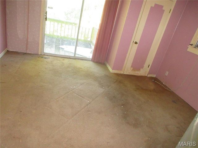 411 Elm Drive, East St Louis, IL 62203