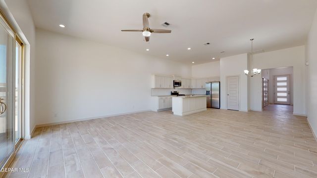 1201 Golden Summer Place, Socorro, TX 79928