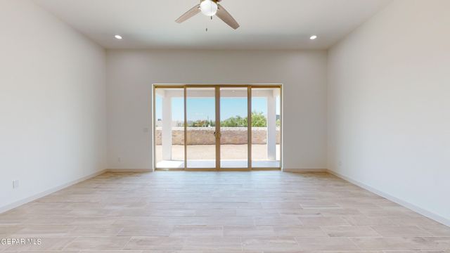 1201 Golden Summer Place, Socorro, TX 79928