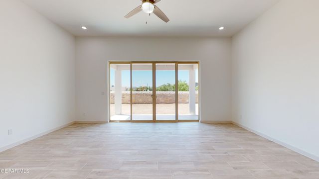 1201 Golden Summer Place, Socorro, TX 79928