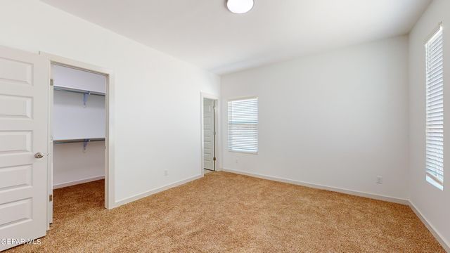 1201 Golden Summer Place, Socorro, TX 79928