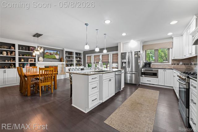 52531 Butternut Drive, Shelby Charter Township, MI 48316