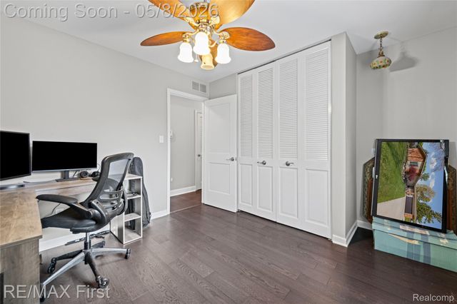 52531 Butternut Drive, Shelby Charter Township, MI 48316