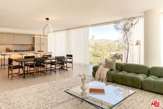 9200 Wilshire Blvd 502E, Beverly Hills, CA 90212