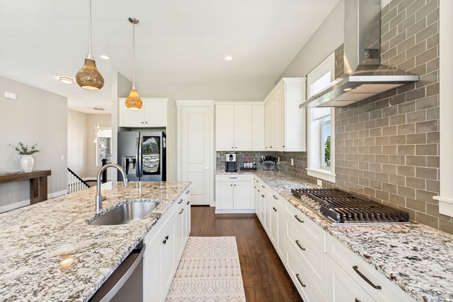 524 E ROCKWELL VIS, Draper, UT 84020