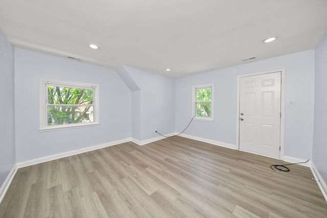 3055 N Nordica Avenue 2, Chicago, IL 60634