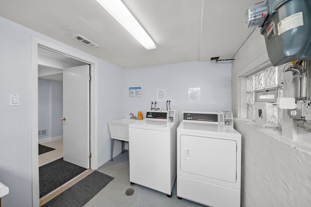 3055 N Nordica Avenue 2, Chicago, IL 60634