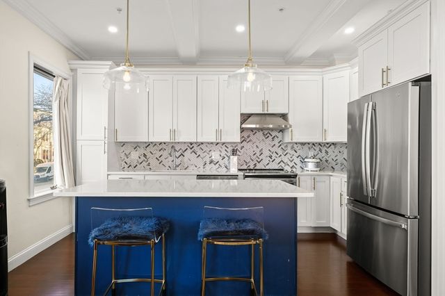 753 E Broadway B, Boston, MA 02127