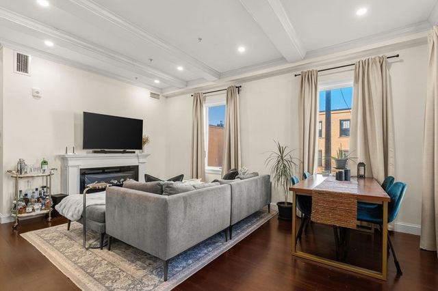753 E Broadway B, Boston, MA 02127