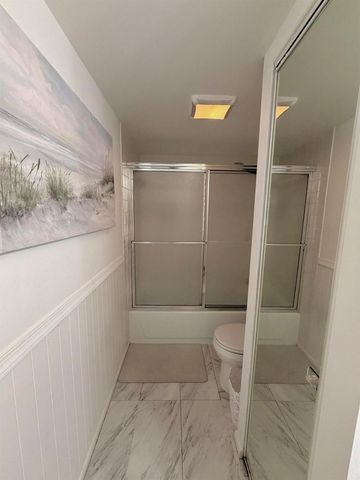 812 8th Way, West Palm Beach, FL 33407