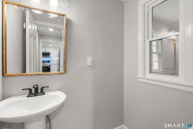 120 Climax Road, Avon, CT 06001