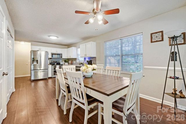 7742 Red Robin Trail, Denver, NC 28037
