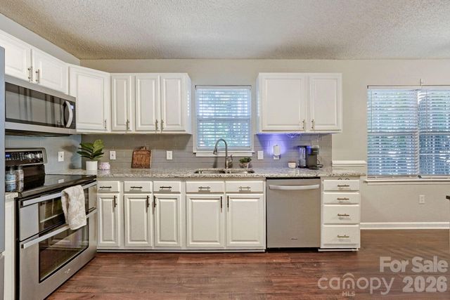 7742 Red Robin Trail, Denver, NC 28037