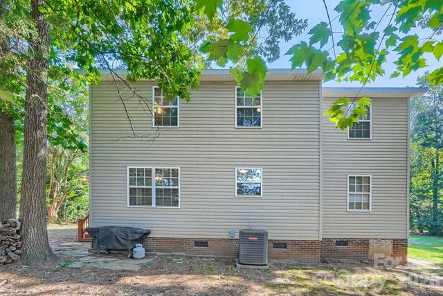 7742 Red Robin Trail, Denver, NC 28037