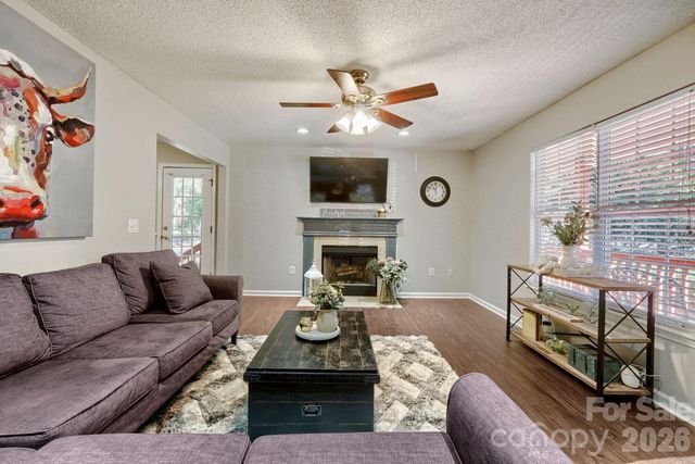 7742 Red Robin Trail, Denver, NC 28037