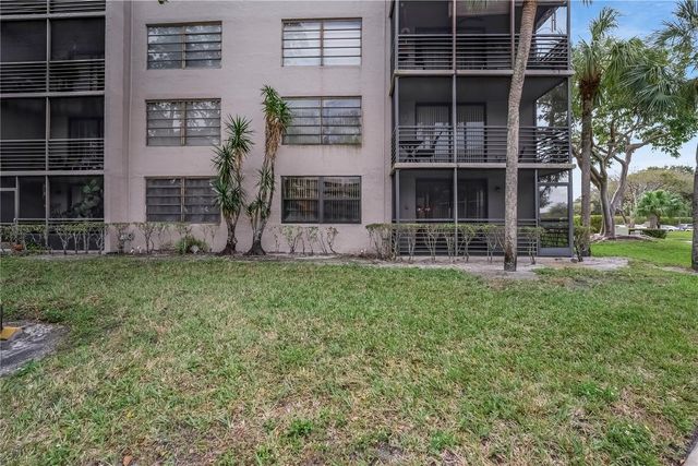901 Colony Point 123, Pembroke Pines, FL 33026