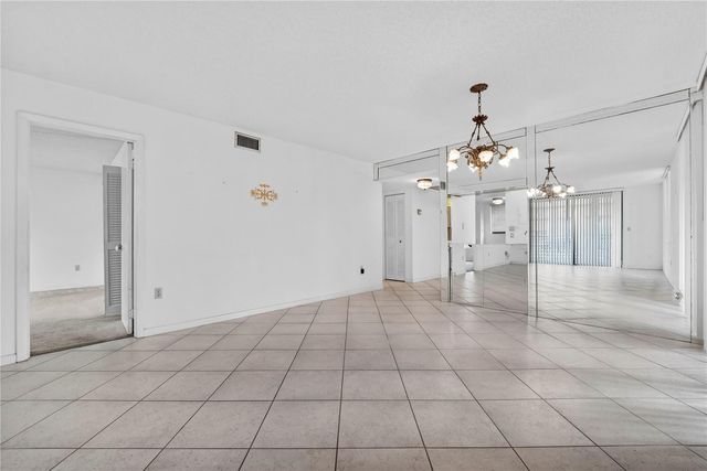901 Colony Point 123, Pembroke Pines, FL 33026