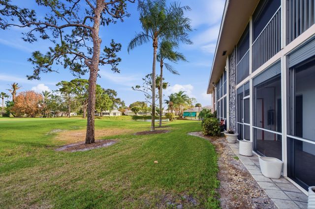 18081 SE Country Club Drive 3-23, Jupiter, FL 33469
