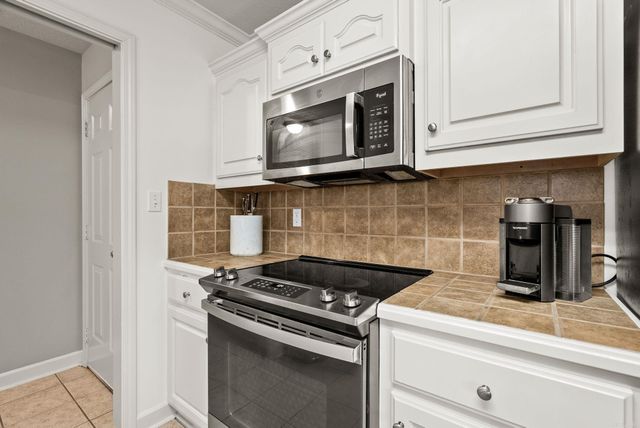 106 Beaver Creek Lane, Maumelle, AR 72113