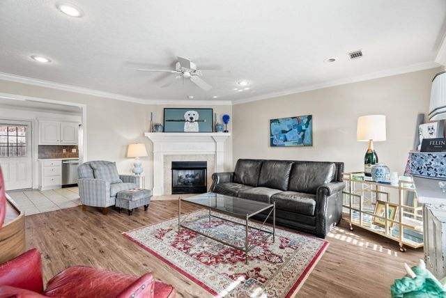 106 Beaver Creek Lane, Maumelle, AR 72113