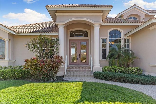 757 Bluebonnet CT, Marco Island, FL 34145