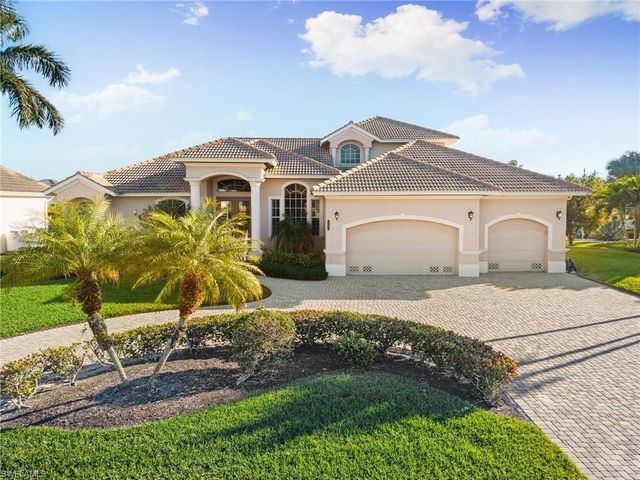 757 Bluebonnet CT, Marco Island, FL 34145