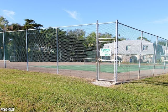 16341 Dublin CIR 101, Fort Myers, FL 33908
