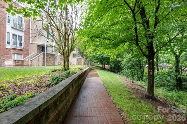 3921 Picasso Court, Charlotte, NC 28205