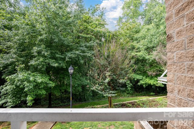 3921 Picasso Court, Charlotte, NC 28205