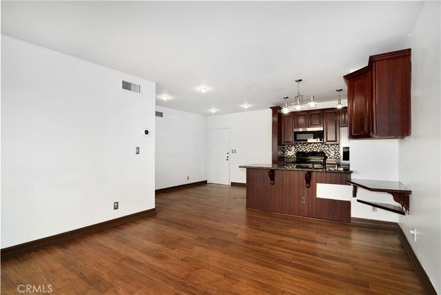 355 S Madison Avenue 310, Pasadena, CA 91101