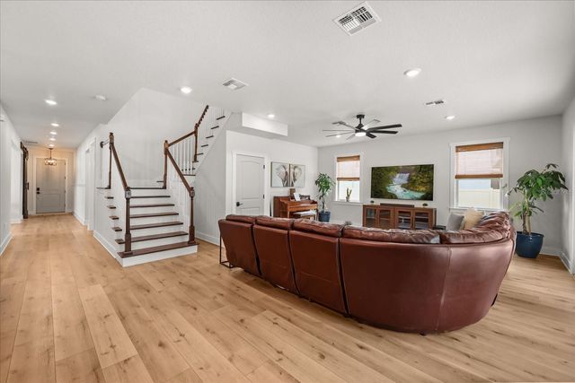 21709 HIDDEN CREEK LANE, Mount Dora, FL 32757