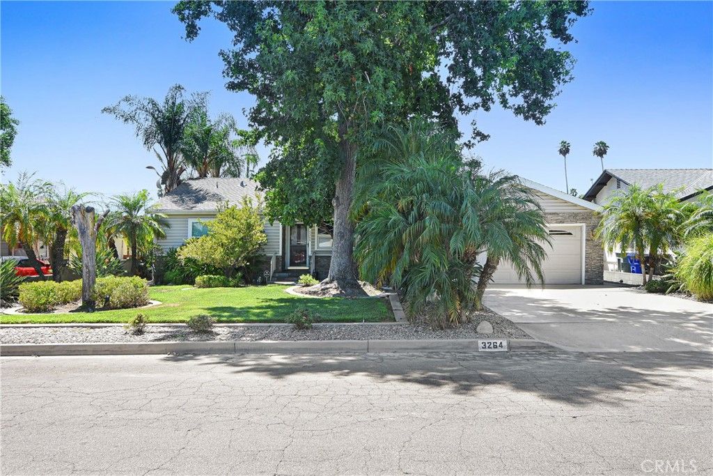 Image 1 of property listing at 3264 N Lugo, San Bernardino, CA 92404