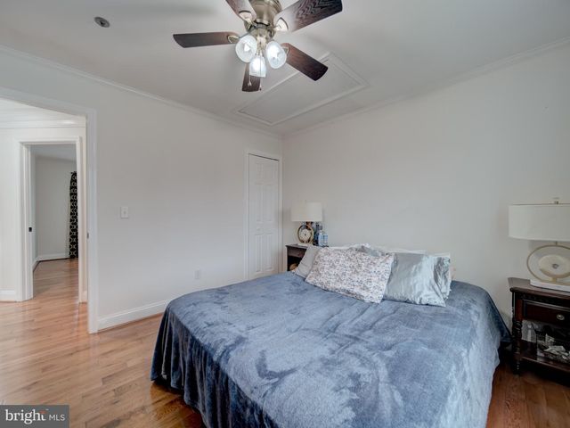 8617 CHESTNUT RIDGE DR, Laurel, MD 20707