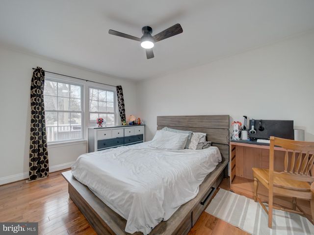 8617 CHESTNUT RIDGE DR, Laurel, MD 20707