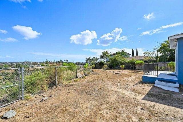 1737 Republic, San Diego, CA 92114