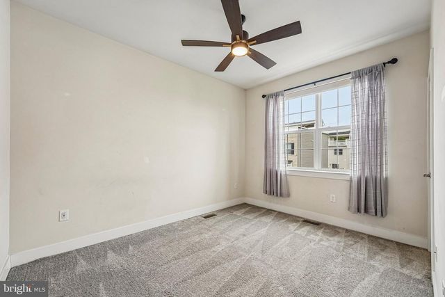 98 KING ST, Bensalem, PA 19020