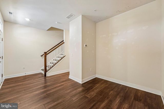 98 KING ST, Bensalem, PA 19020