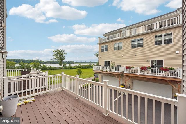 98 KING ST, Bensalem, PA 19020