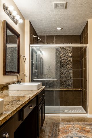 7675 Winding Lake Drive S, Noblesville, IN 46062