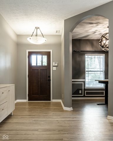 7675 Winding Lake Drive S, Noblesville, IN 46062