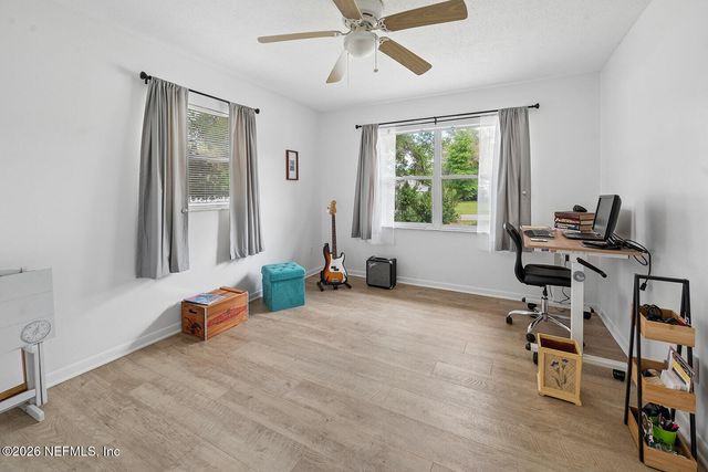 102 SWANS NEST Circle, Melrose, FL 32666