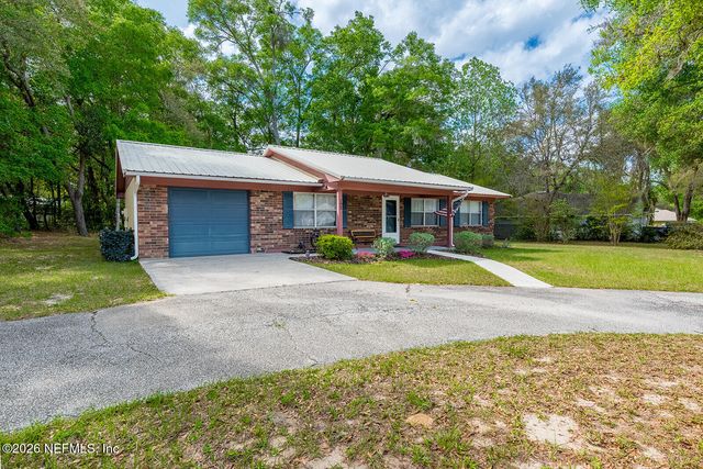 102 SWANS NEST Circle, Melrose, FL 32666